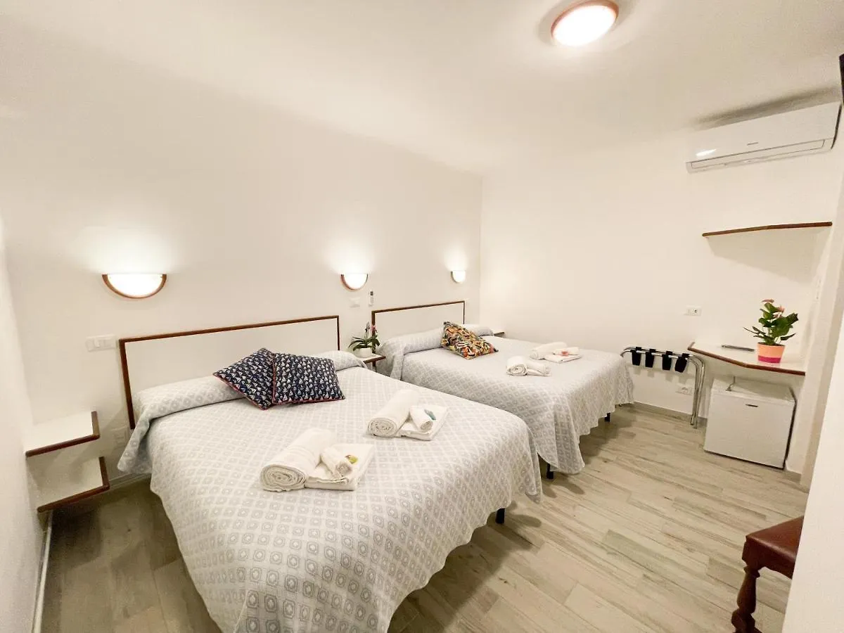 Hotel Soggiorno Marina à Varazze Maison d'hôtes