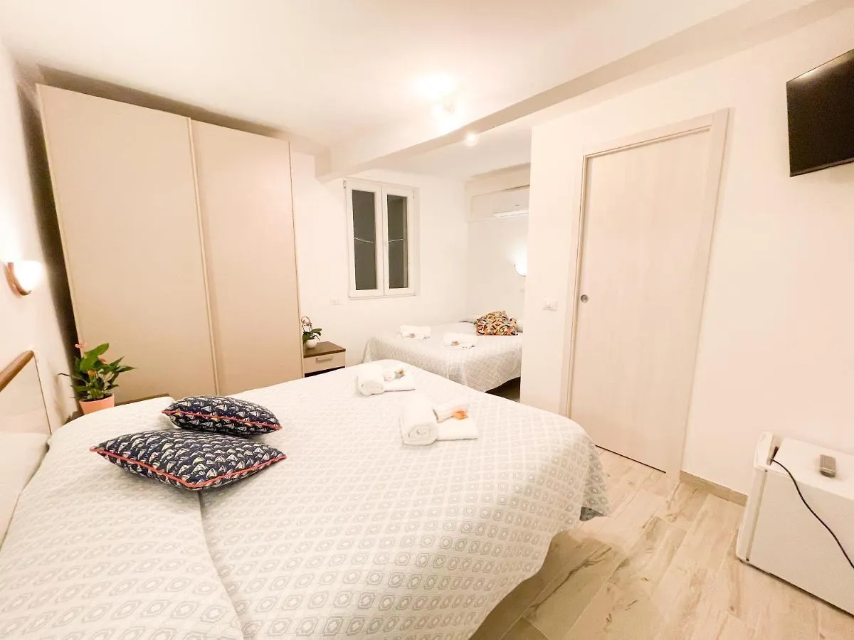 Hotel Soggiorno Marina à Varazze Maison d'hôtes
